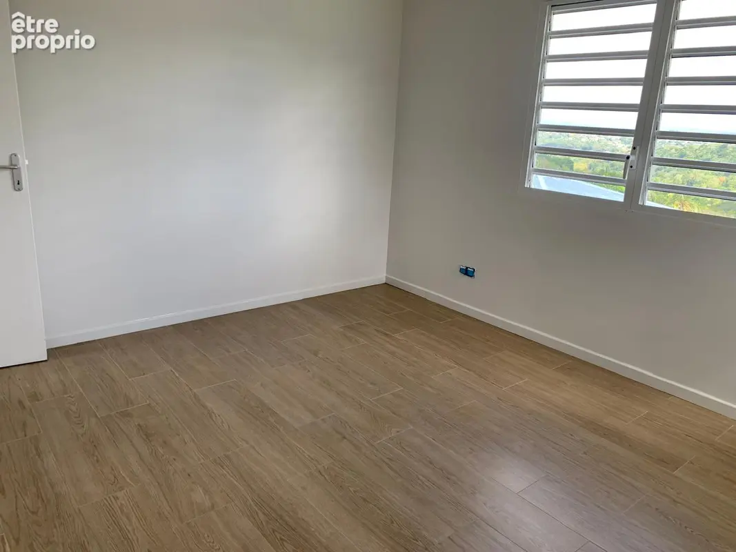 A Vendre Belle Villa T4 de Standing Neuve - Rivière Salée - photo 7