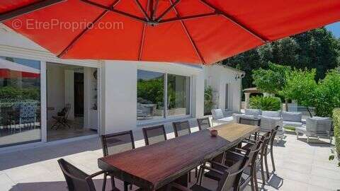 Maison à LA COLLE-SUR-LOUP