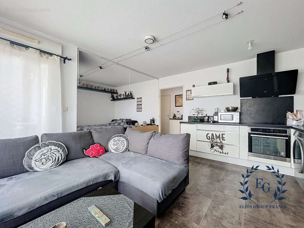 Appartement à PUGET-SUR-ARGENS