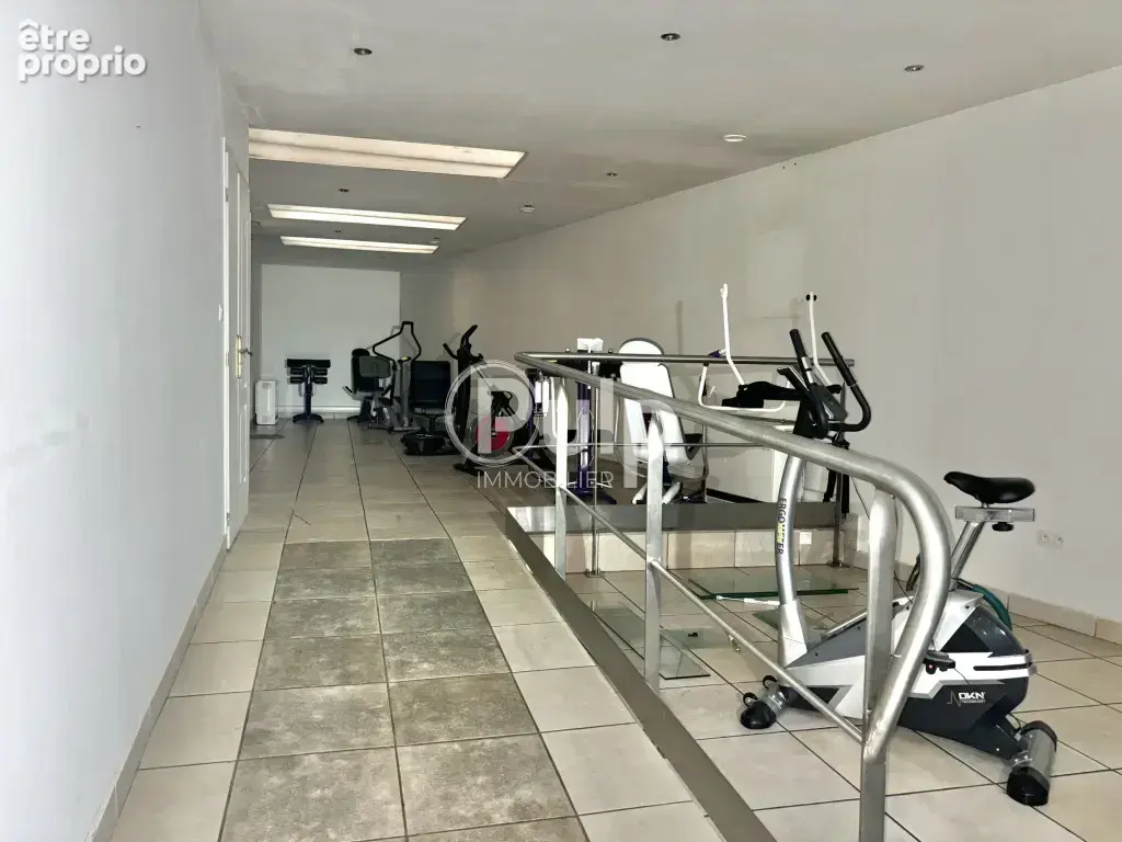 local commercial avec fort potentiel à vendre ! - photo 3