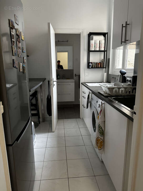 Appartement à COURBEVOIE