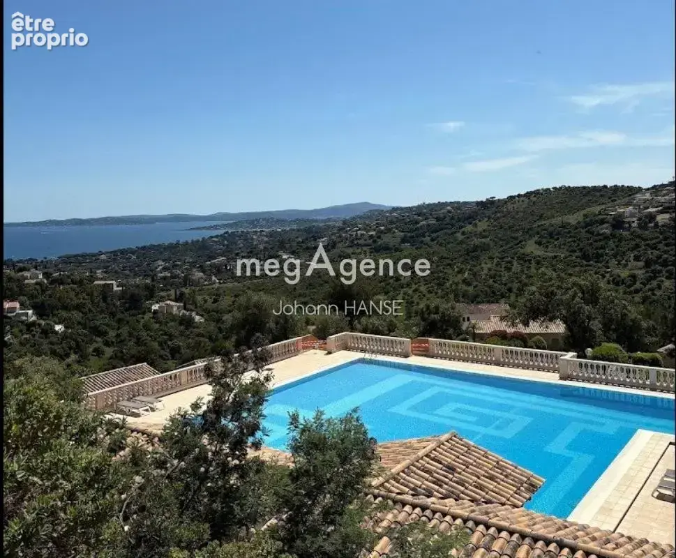 Les Issambres – Vue mer – T2 rénové avec balcon – Piscine et tennis - photo 10
