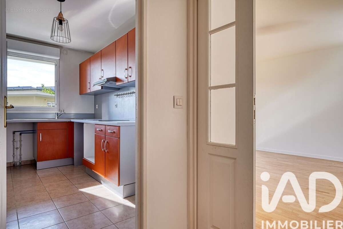 Photo 8 - Appartement à RUEIL-MALMAISON
