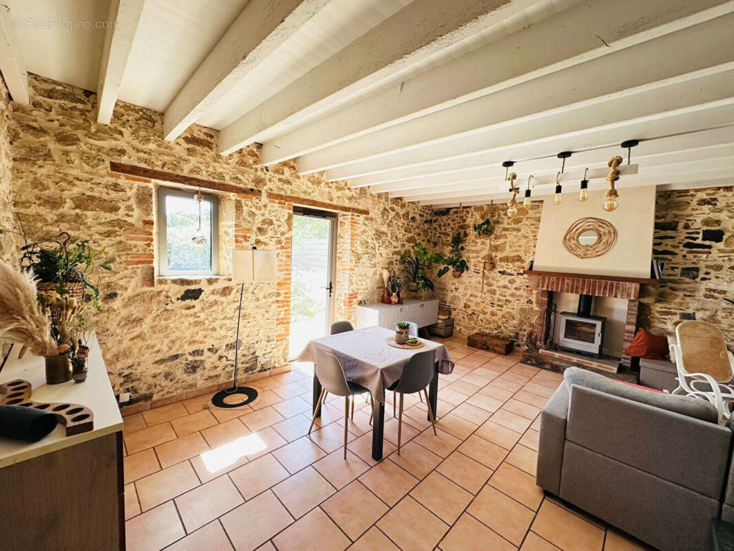 Maison en pierre 138 m2 - photo 9