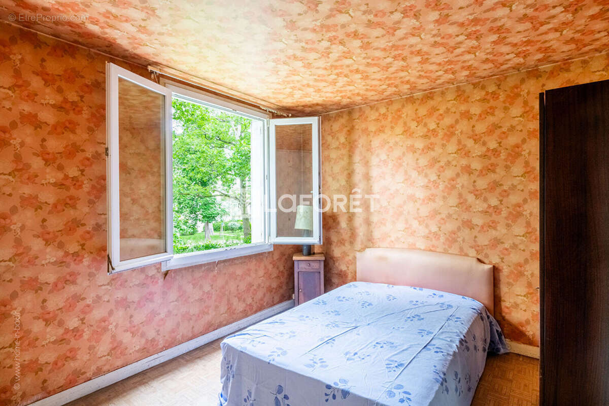 Appartement à LA CELLE-SAINT-CLOUD