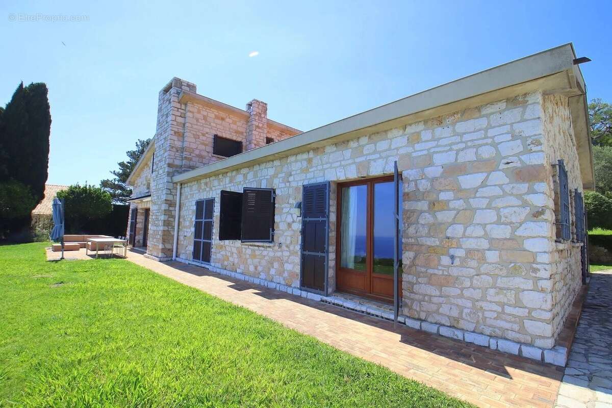 Maison à VILLEFRANCHE-SUR-MER