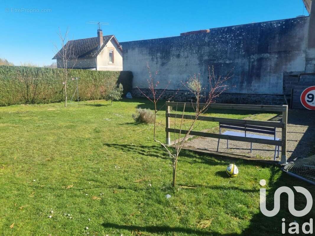 Photo 6 - Maison à SAINT-PRIEST-DE-GIMEL