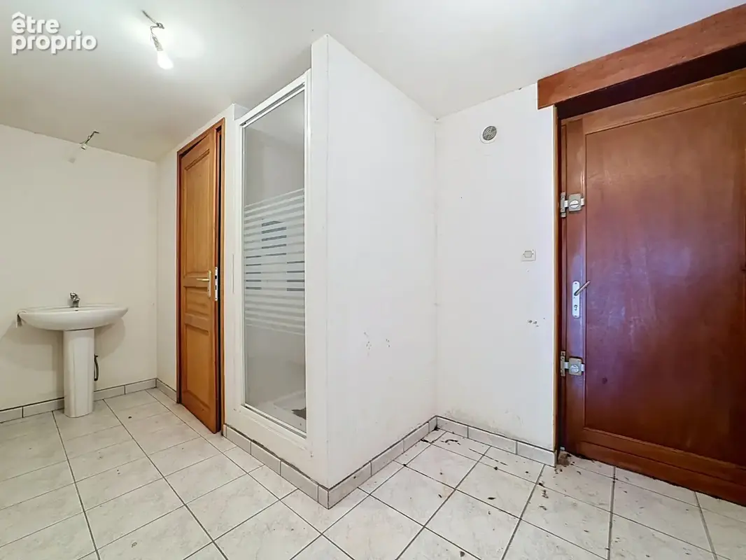 Maison 4 chambres + Appartement indépendant + Hangar à SAINT-AYBERT (59163) - photo 18