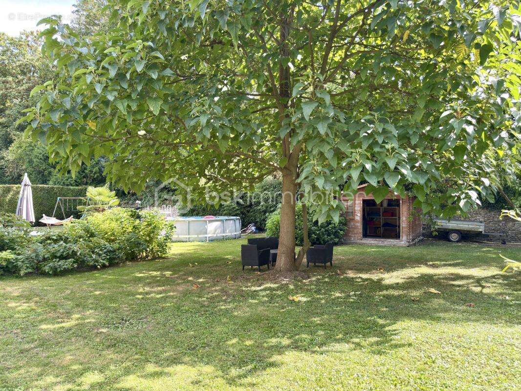 Maison à CHAUCONIN-NEUFMONTIERS