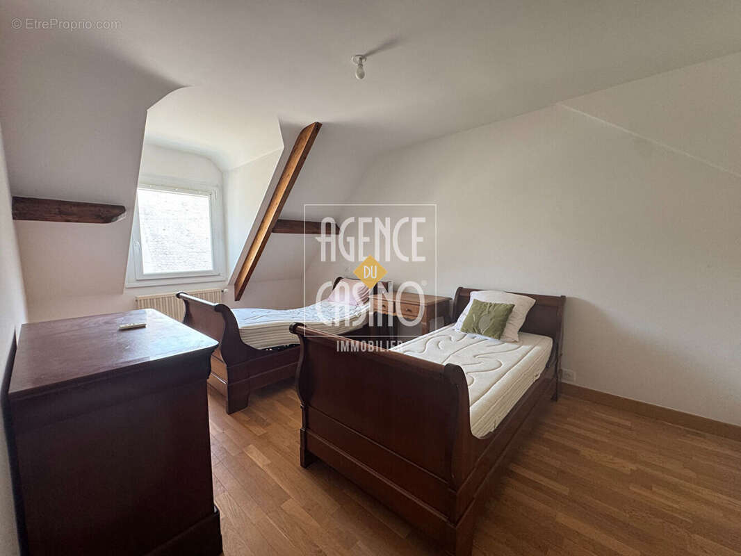 Maison La Baule, quartier Palais des Congrès, 6 pièce(s) 129 m2 + annexes - photo 13