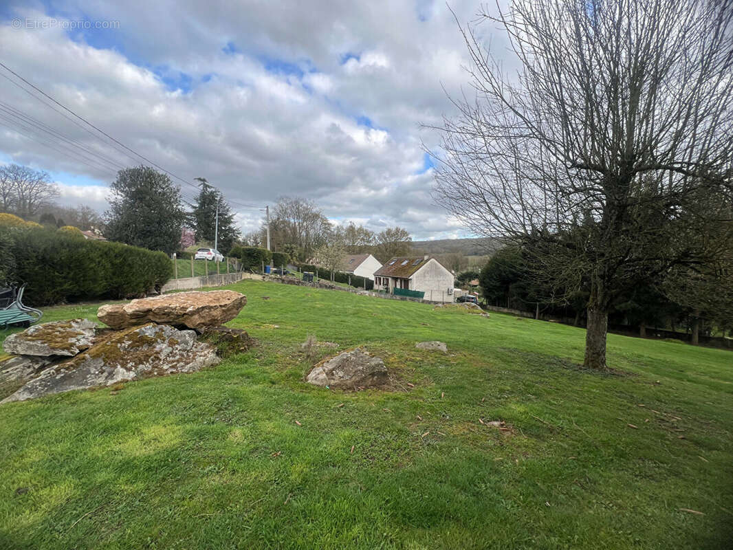 Maison à VILLENEUVE-SUR-BELLOT