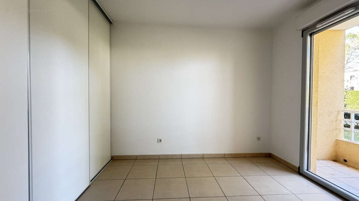 Appartement à MANDELIEU-LA-NAPOULE