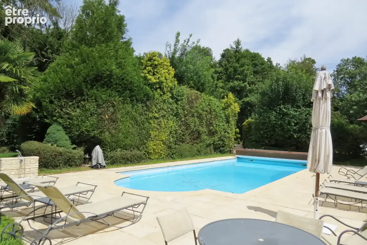 Maison 10 pièces 240 m² à vendre à Evreux (27000) - photo 4