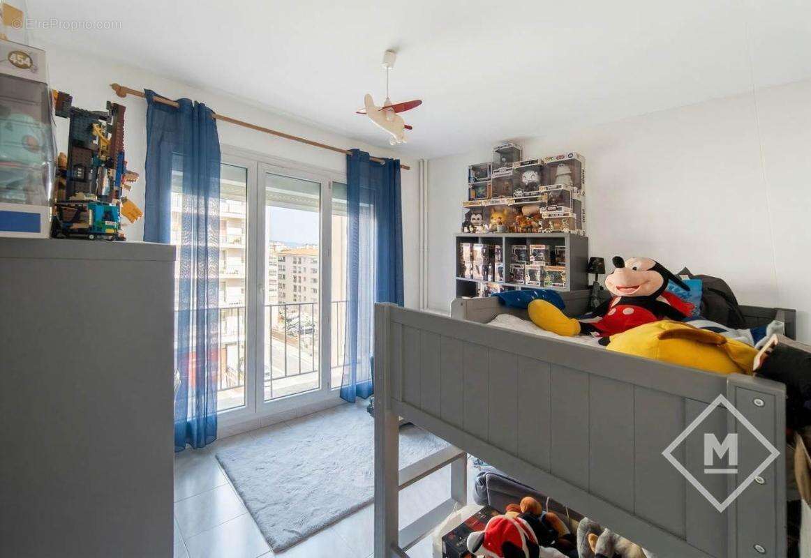 Vente bel appartemenet type 3 de 57m2 lumineux secteur baille 13005 Marseille - photo 5