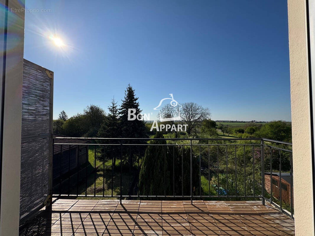 Appartement à TUCQUEGNIEUX