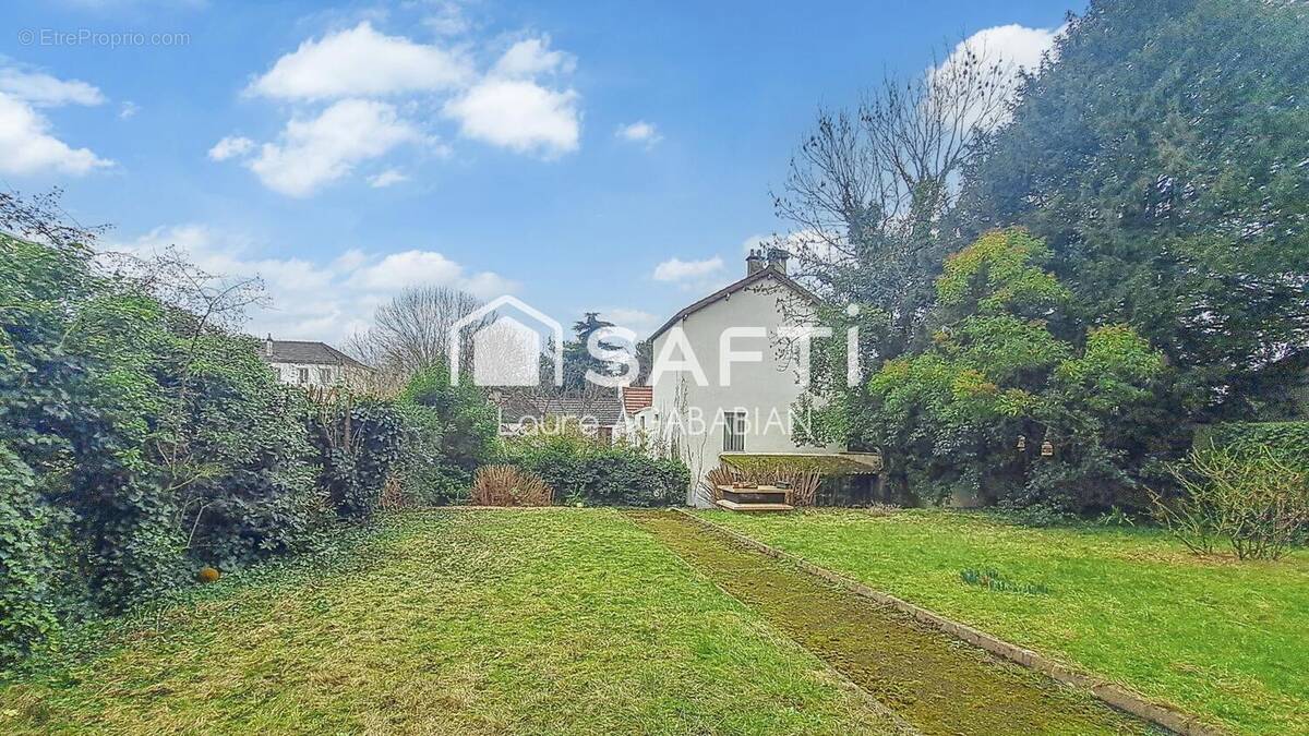 Photo 1 - Appartement à CHEVILLY-LARUE