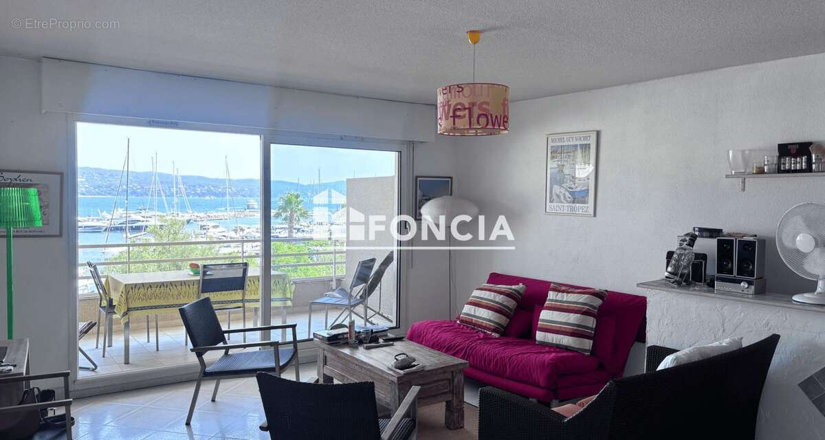 Appartement centre ville - face au port avec garage ferme en sous sol - photo 7