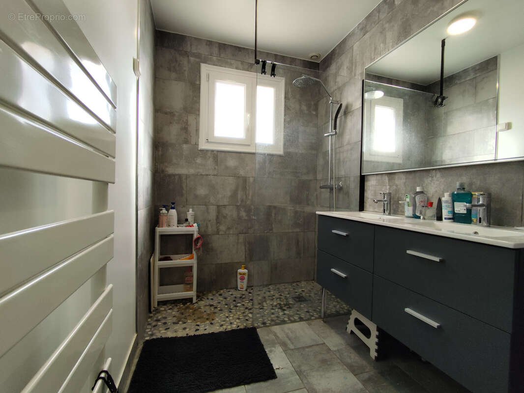 Maison à JAUNAY-CLAN