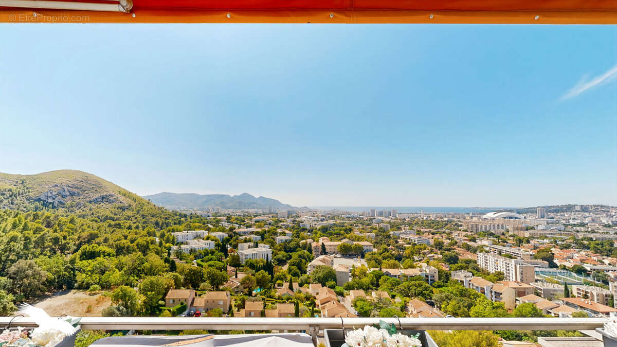 Appartement à MARSEILLE-10E