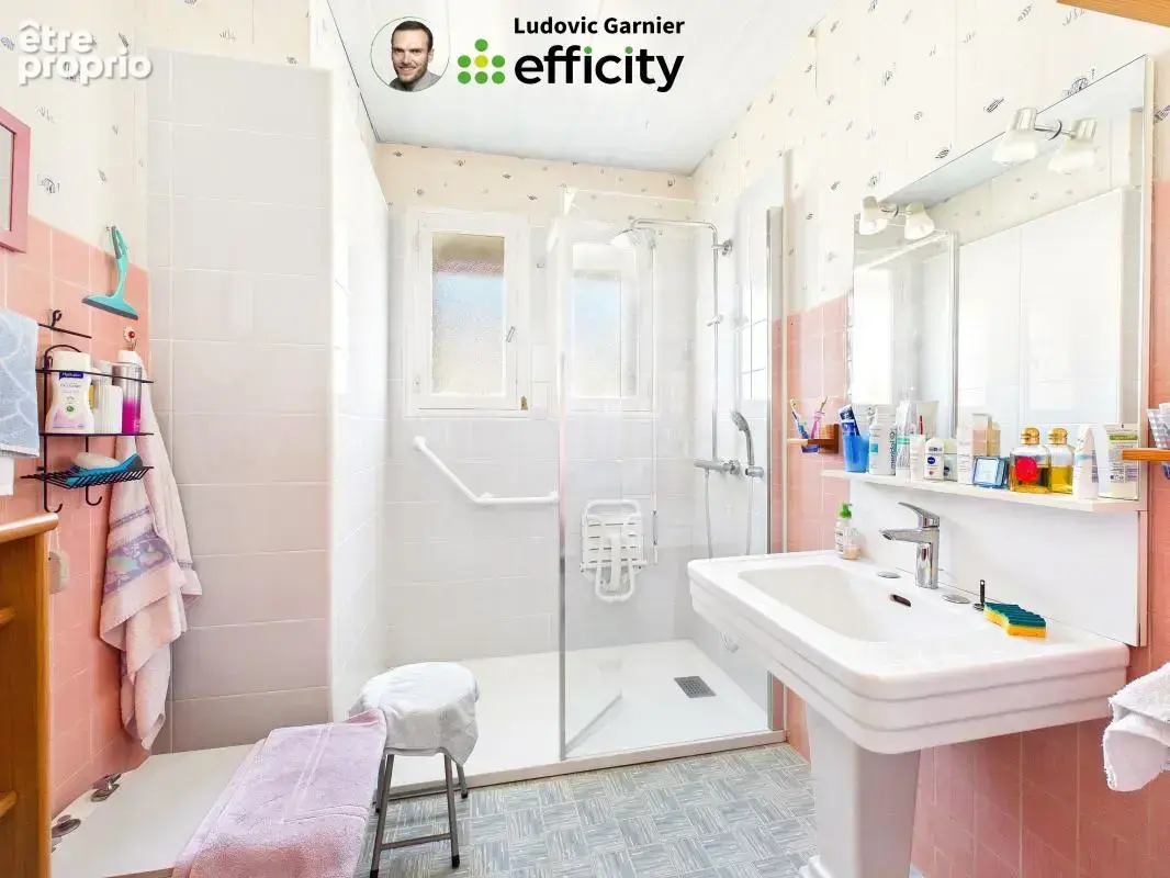 Maison 10 pièces 292 m² à vendre à Sourdeval (50150) - photo 14