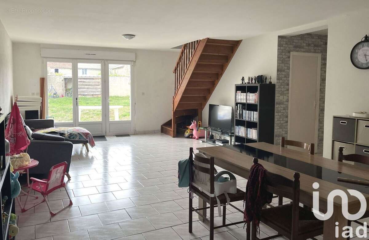 Photo 4 - Maison à MARIGNY-BRIZAY