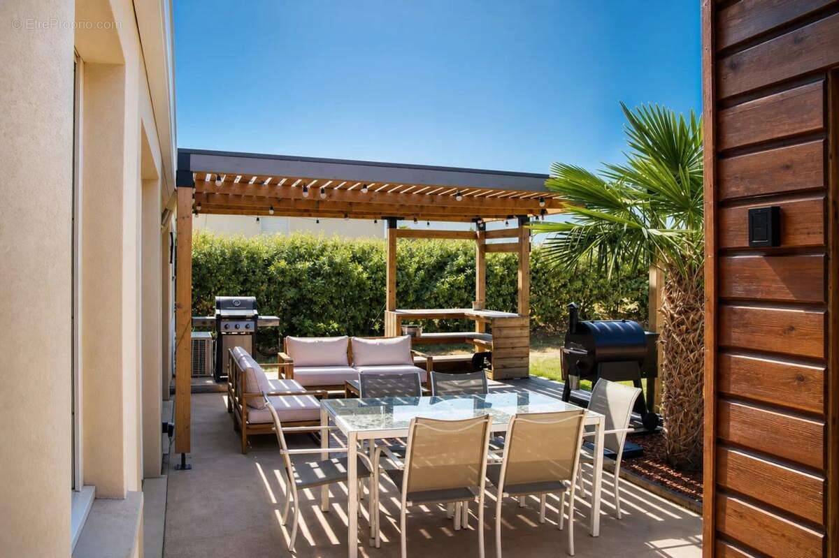 Maison de 5 pièces de 134 m² à Corcoué-sur-Logne - photo 4