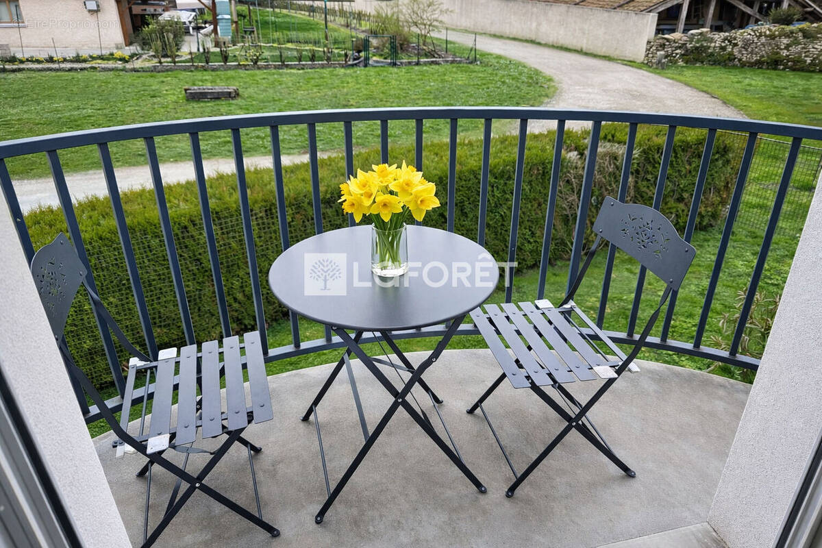 Appartement à MARNAY