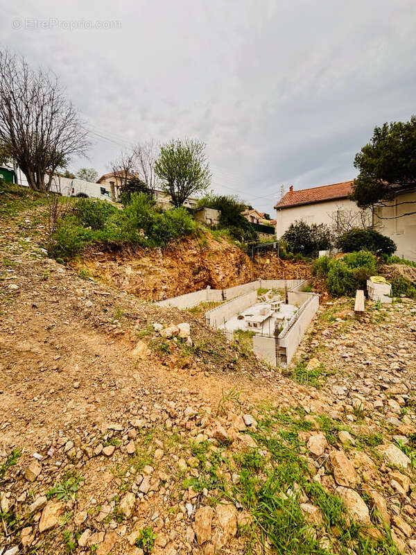 Terrain à TOULON
