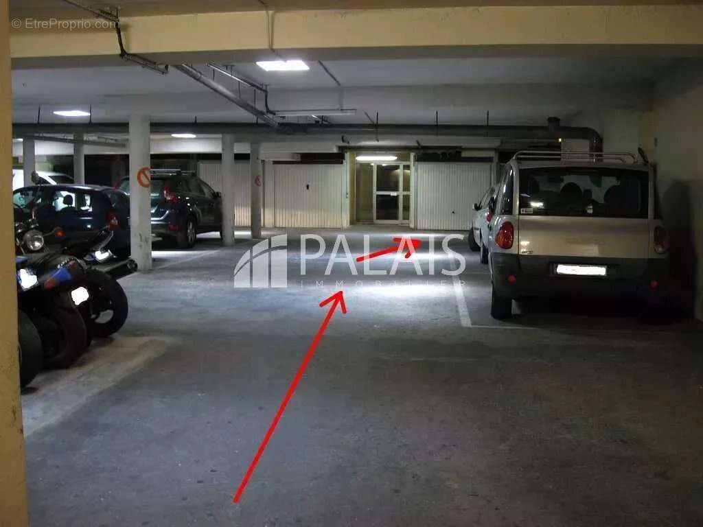 Parking à NICE