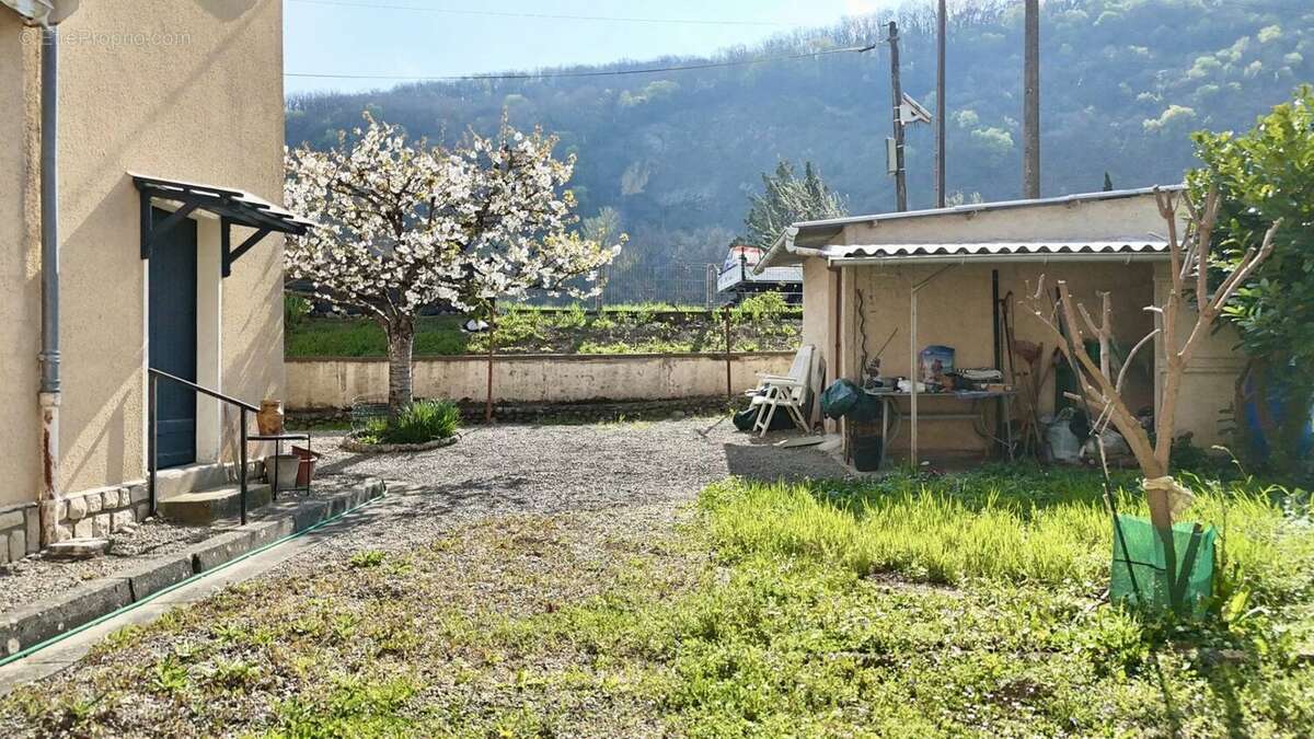 Maison 5 pièces de 95 m² sur la commune de Roquefort-sur-Garonne - photo 2