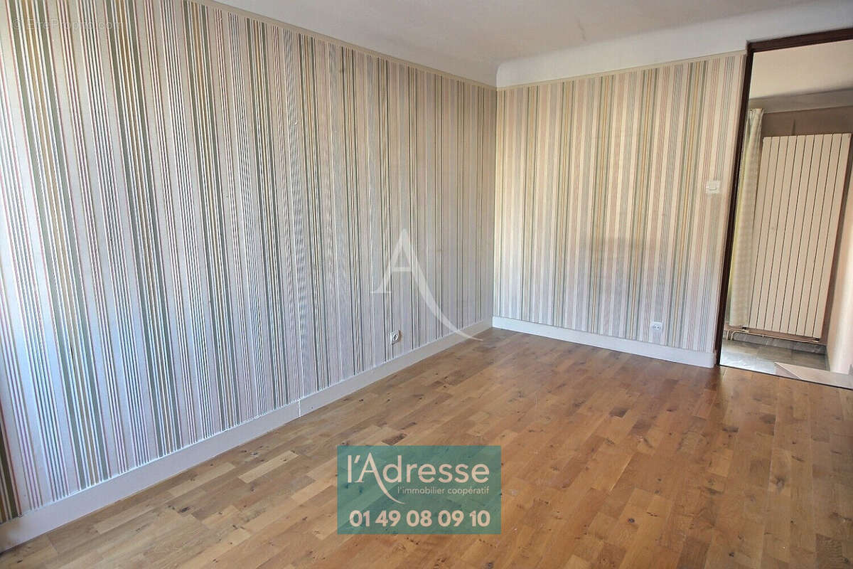 Maison à L&#039;HAY-LES-ROSES