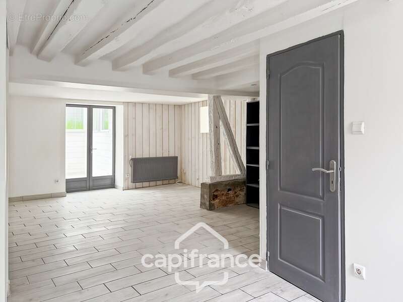 Maison à GOUVERNES