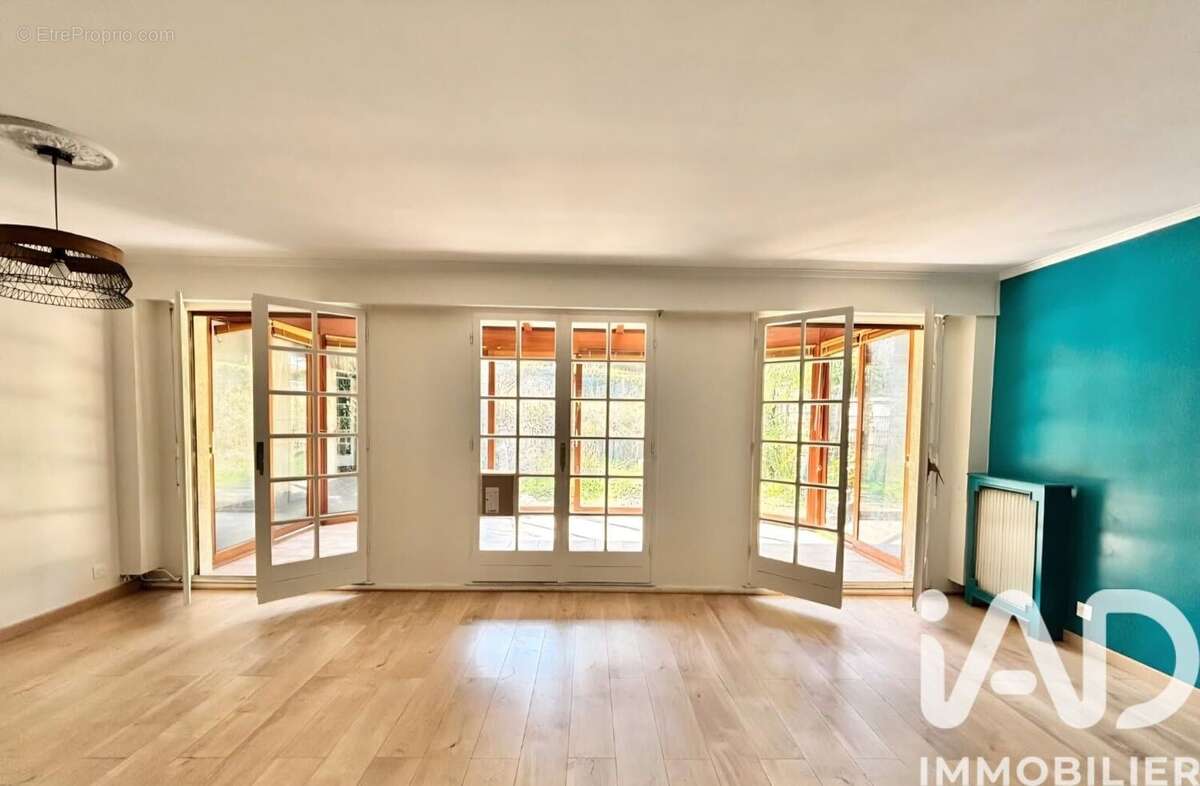 Photo 3 - Maison à RIS-ORANGIS