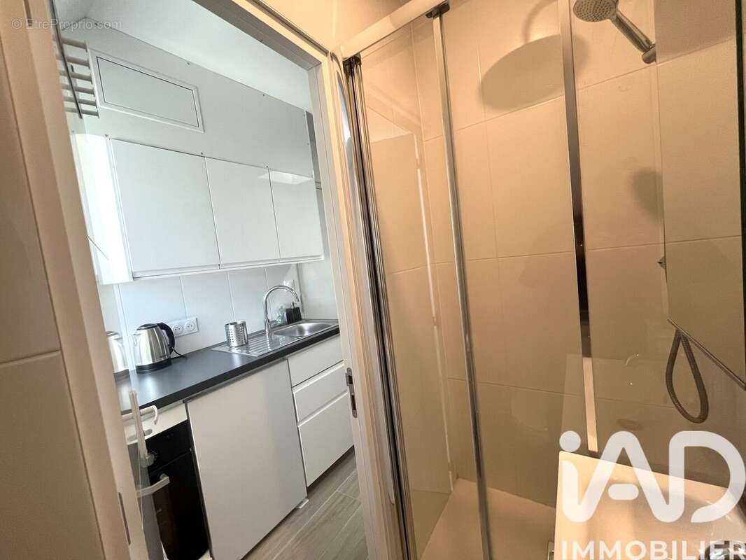 Photo 4 - Appartement à PARIS-10E