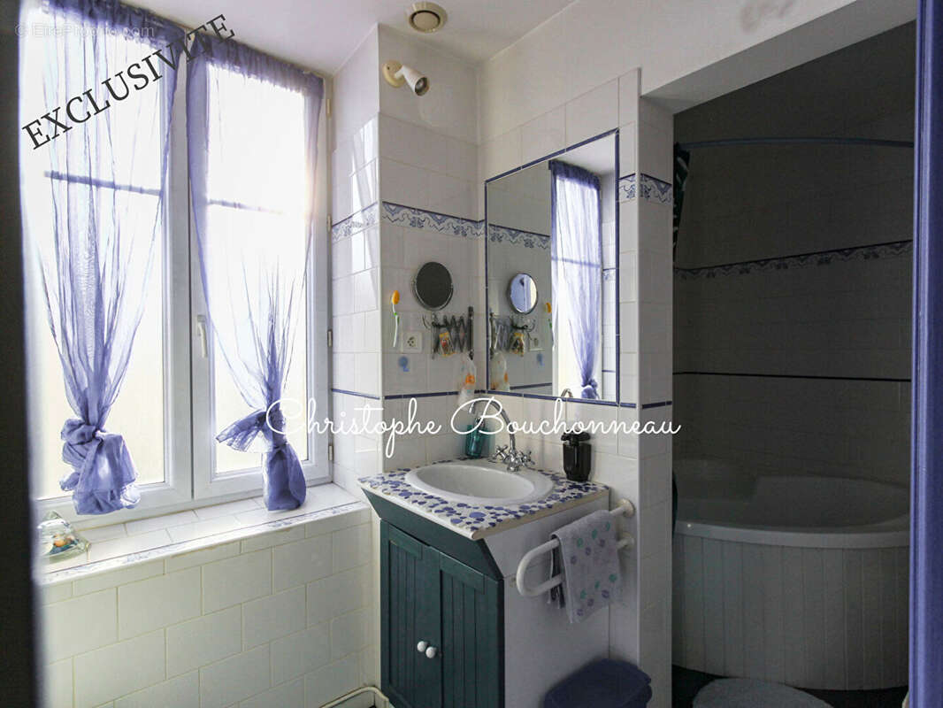 Cholet Maison début siècle 146 m2 - 4 chambres 1 bureau - photo 10