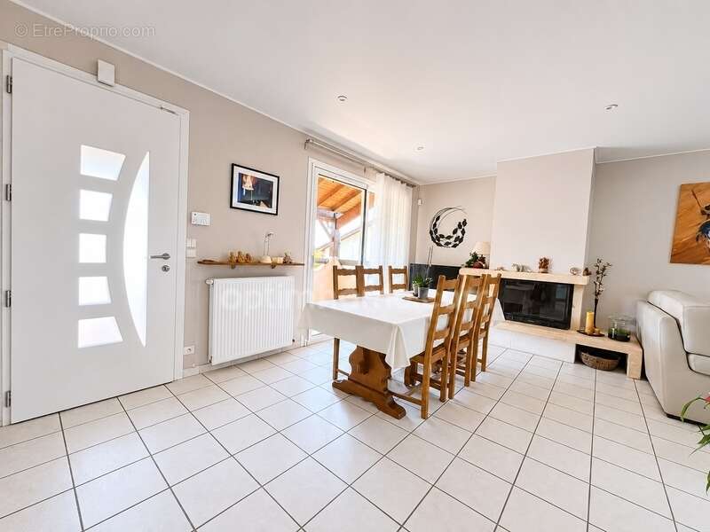Maison à GENAS