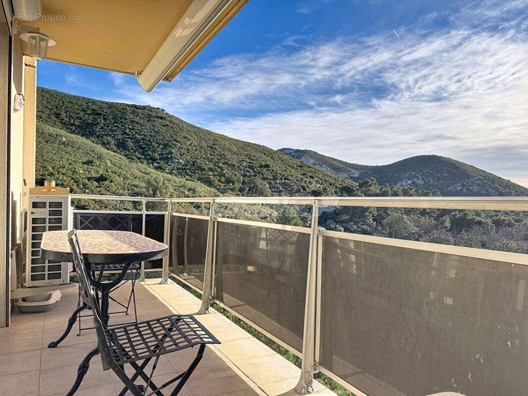 Appartement à MARSEILLE-10E