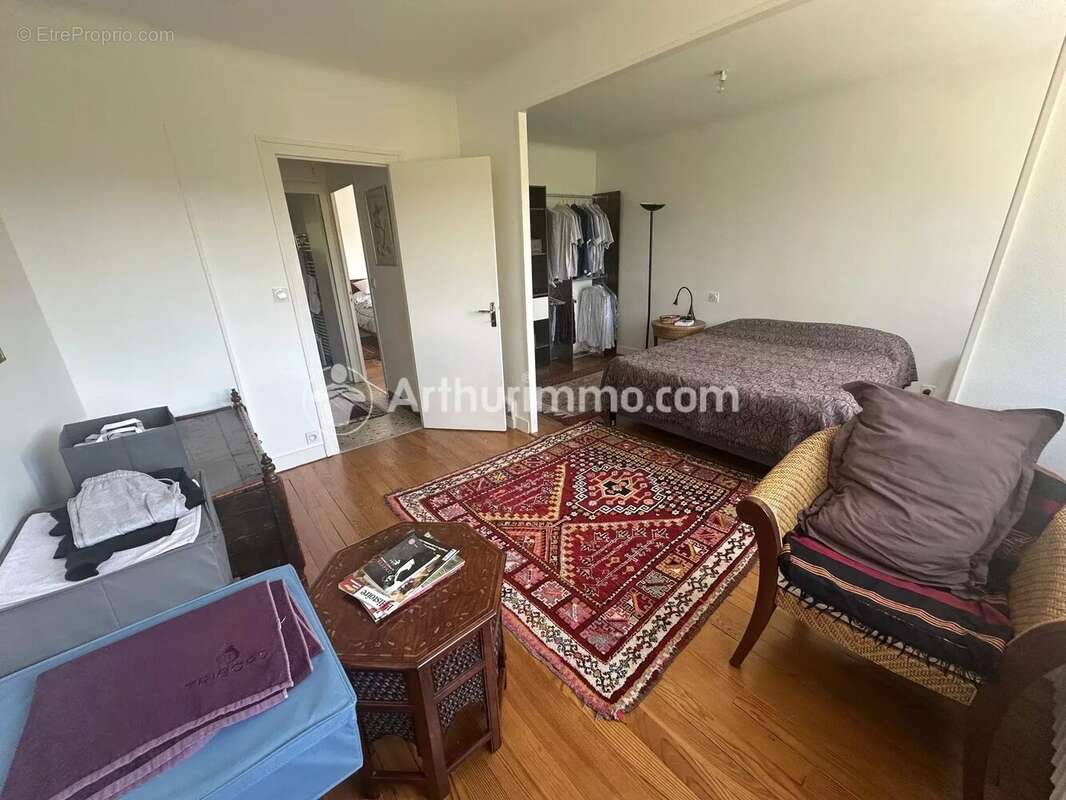 Maison à étage, 118 m², 2 ch, hangar - photo 8