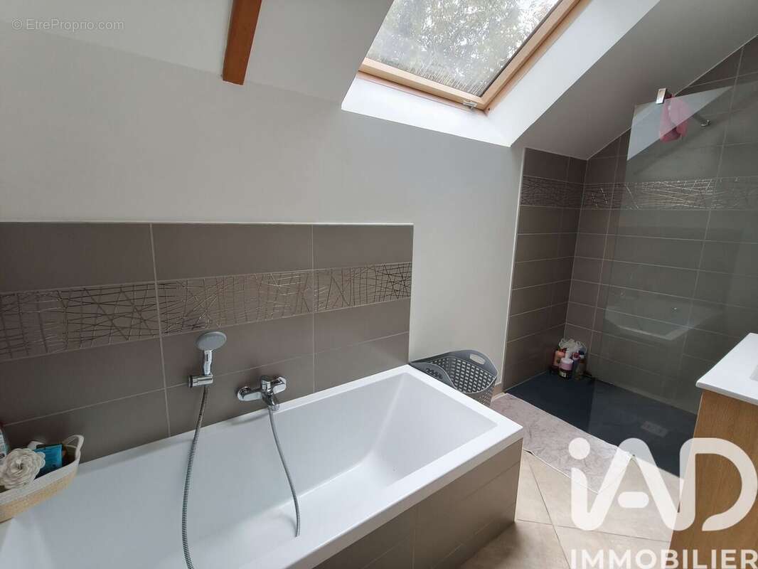 Maison 190 m² à Bettes  - photo 7