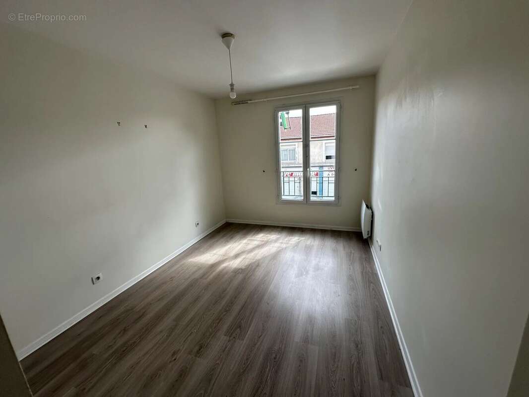 Appartement à MORANGIS