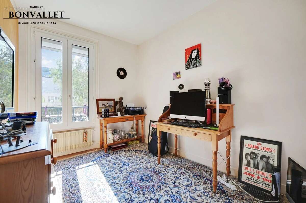 Appartement à PARIS-15E