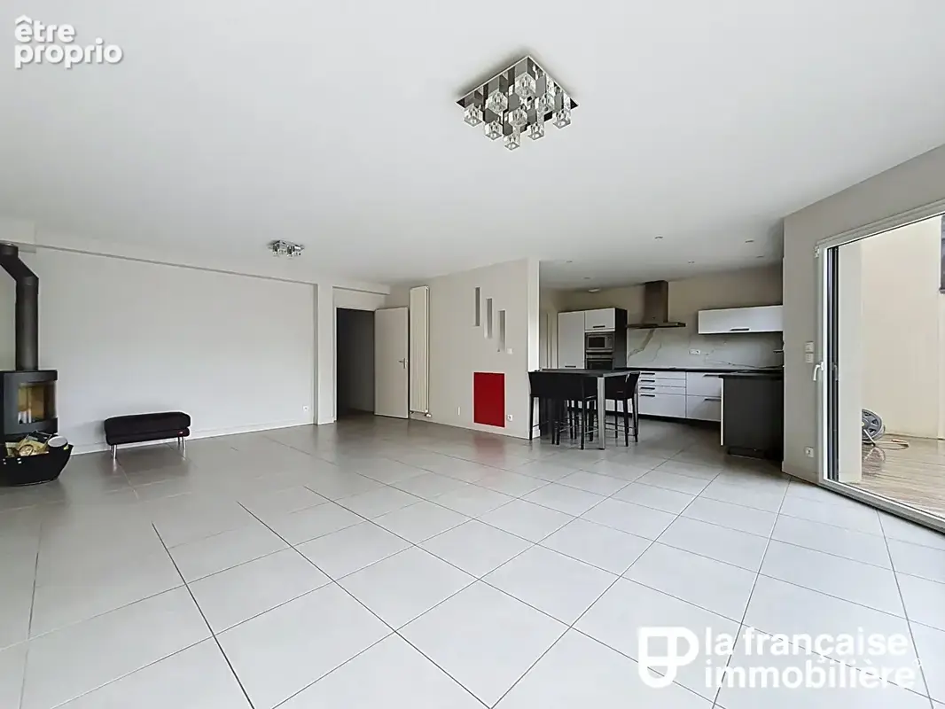 Maison type 10 - emplacement de choix - récente - 6/7 chambres -  jardin ouest - saint-grégoire - photo 2