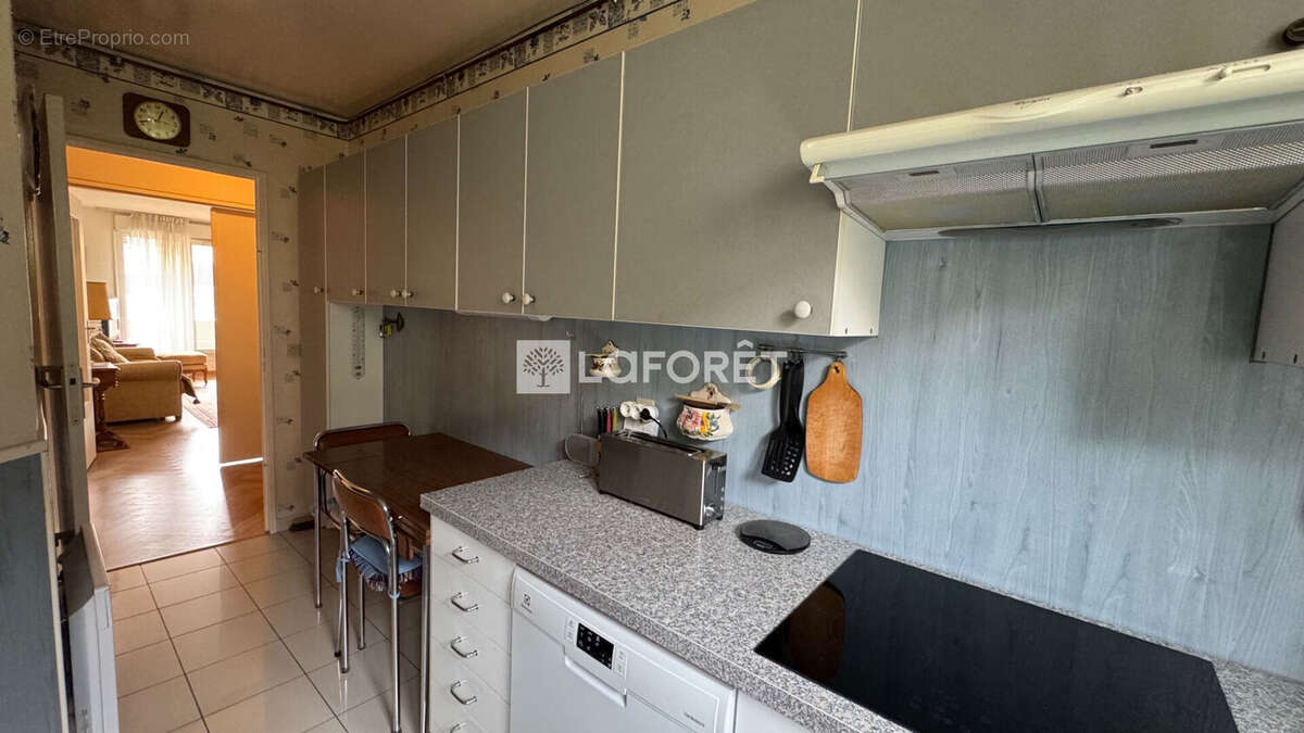 Appartement à PARIS-12E