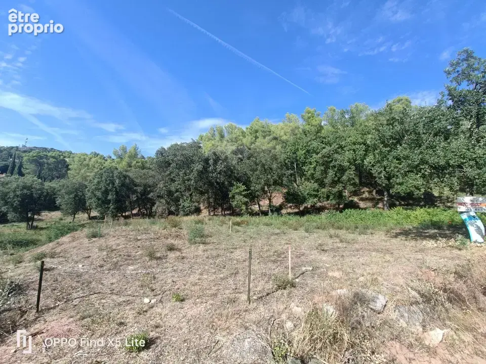 Terrain 930 m² à vendre à Taradeau (83460) - photo 2