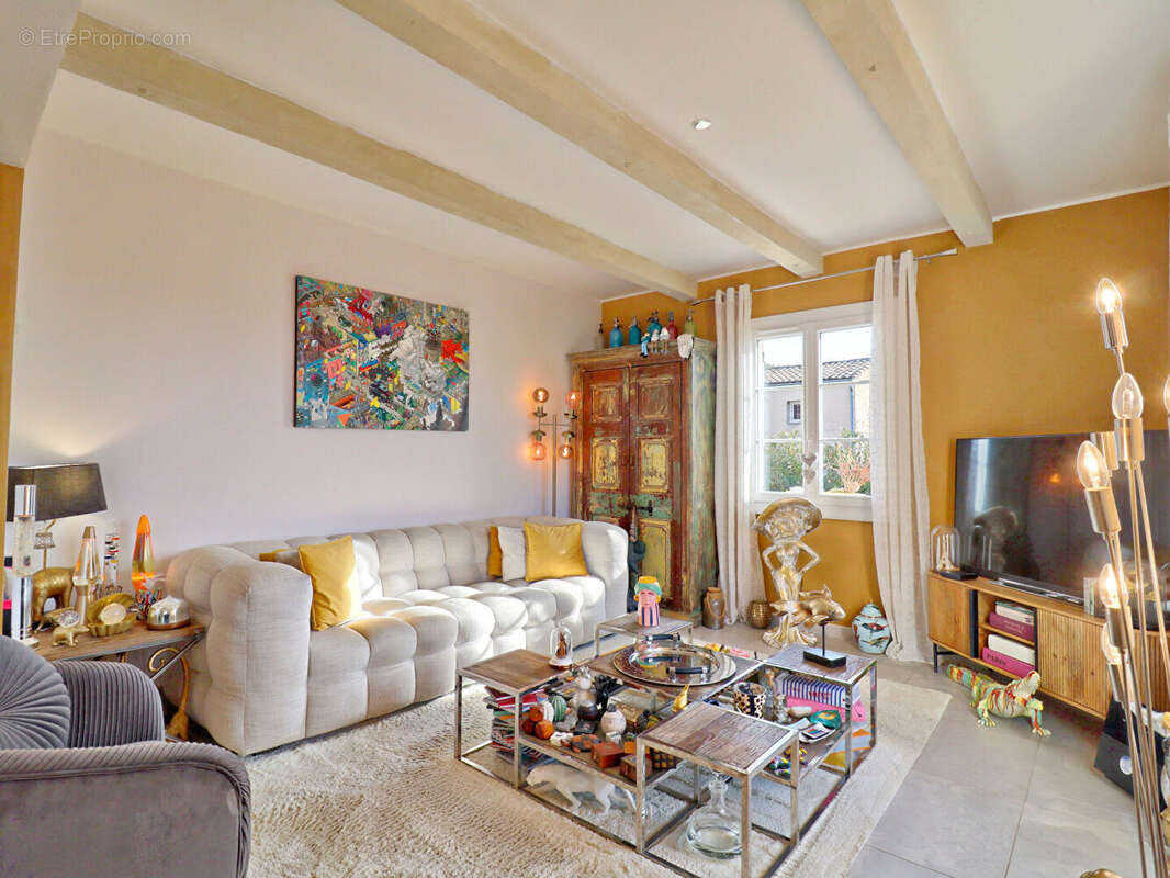 Maison à FORCALQUIER