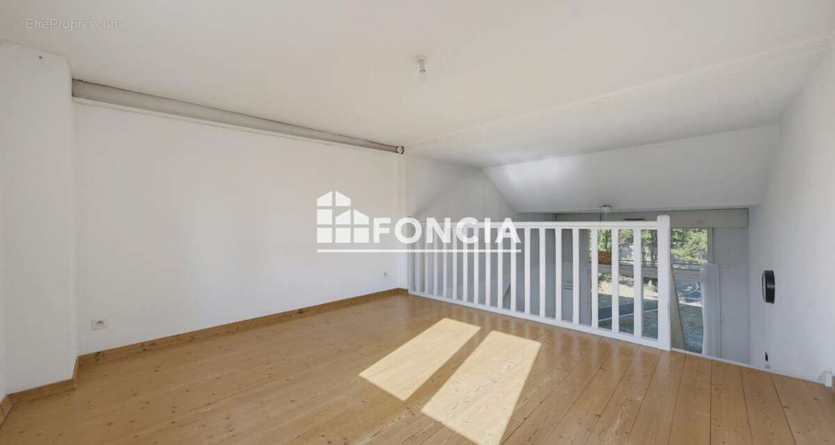 T2 gradignan - photo 4