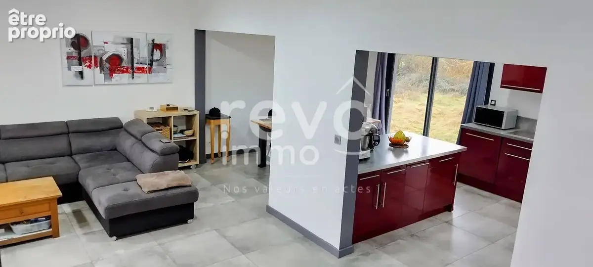 Grande maison familiale avec dépendance sur terrain arboré de 5000 m² - photo 8