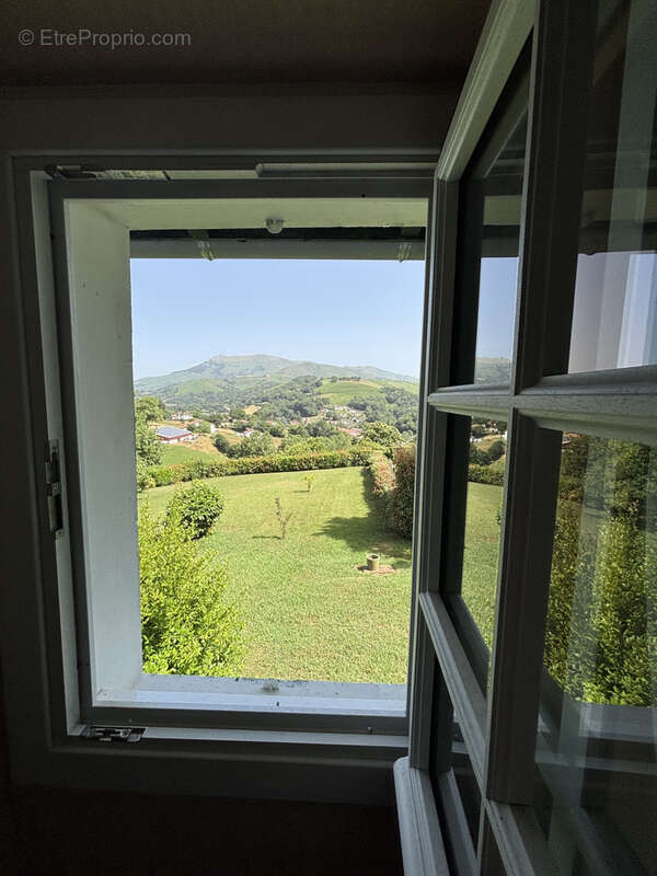 Maison à LOUHOSSOA