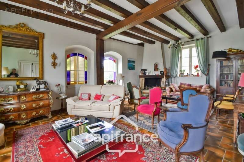 Maison à PIERRE-DE-BRESSE