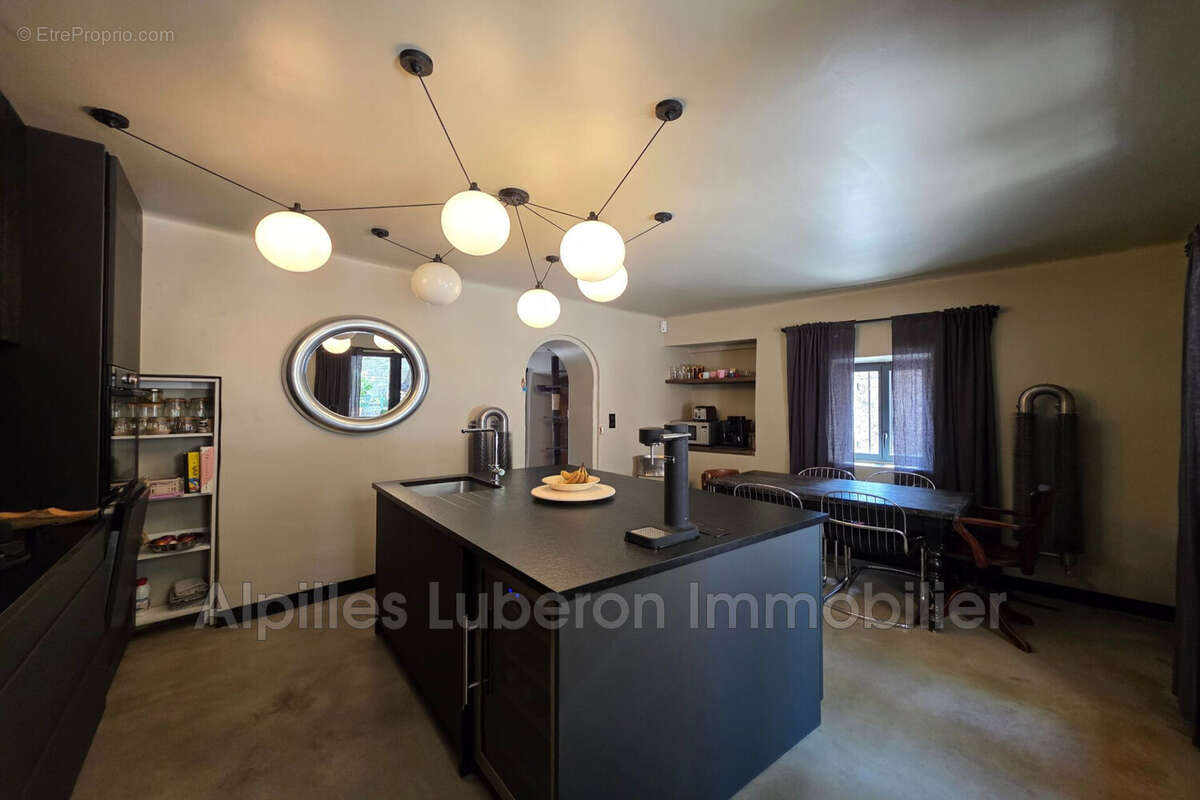 Maison à EYGALIERES